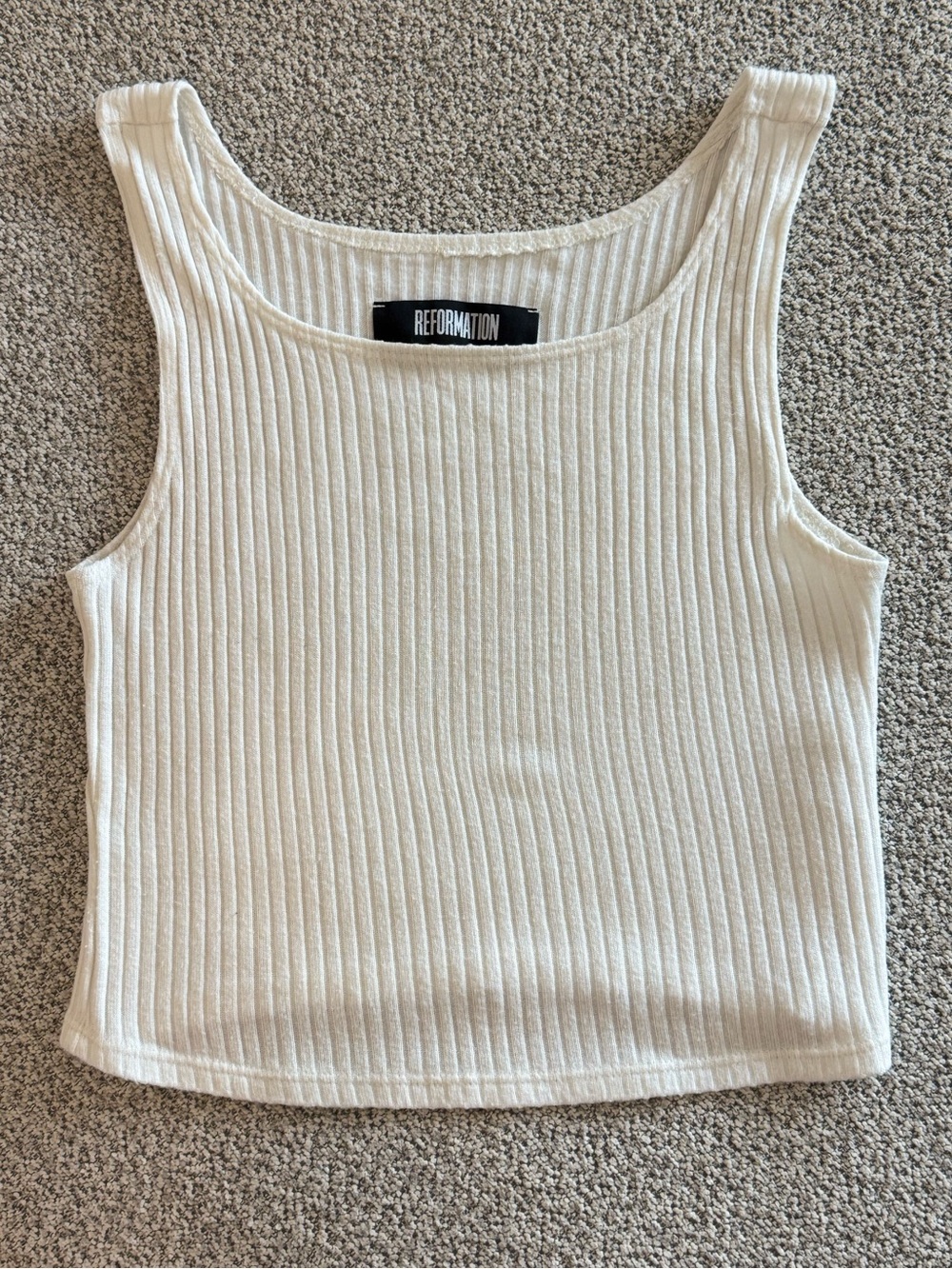 Reformation White Ribbed Scoop Neck Cropped Tank Top Size M